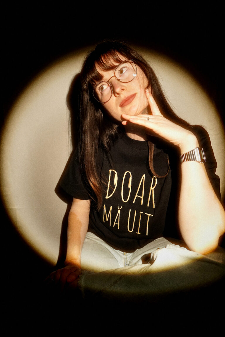 Tricou „Doar mă uit”